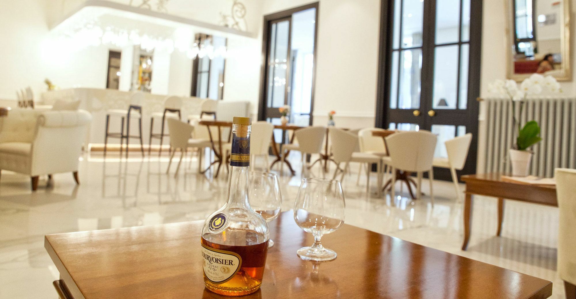 Grand Hotel Salsomaggiore Salsomaggiore Terme Esterno foto Tasting room at the Hennessy Visitor Centre