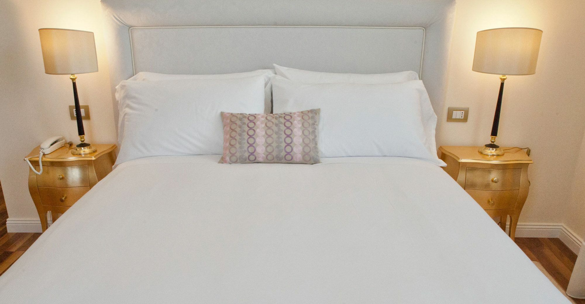 Grand Hotel Salsomaggiore Salsomaggiore Terme Esterno foto A bed with a headboard