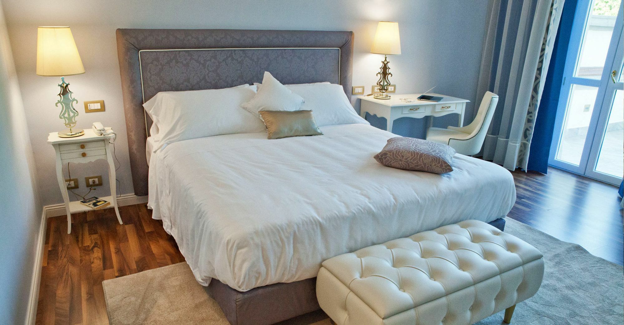 Grand Hotel Salsomaggiore Salsomaggiore Terme Esterno foto A bed with a mattress